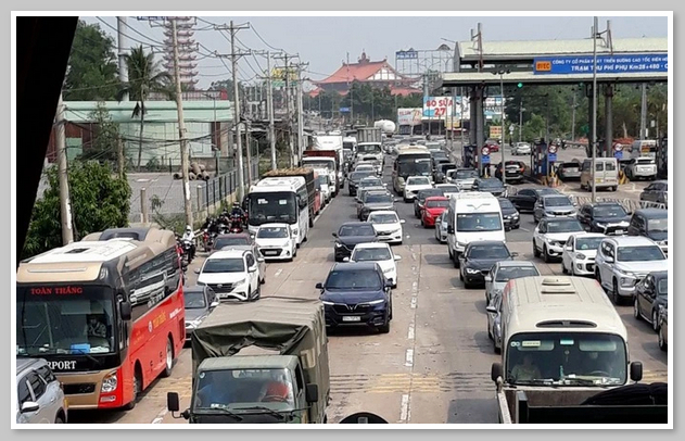 Ngã Ba Nhơn Trạch thường xuyên gặp tình trạng tắc nghẽn giao thông vào giờ cao điểm 
