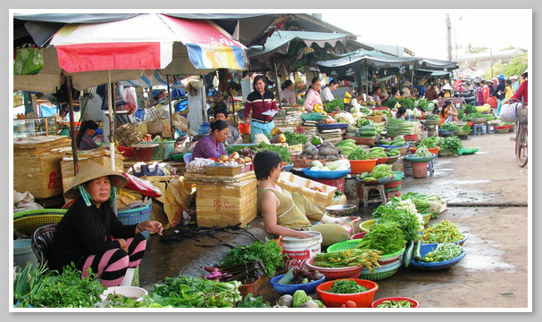 Chợ Tân Lập chuyên bán những thực phẩm tươi và mới 