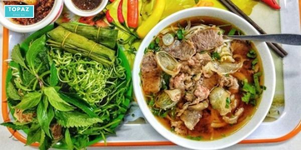 Bún bò Biên Hòa - Nhà hàng Sen Vàng