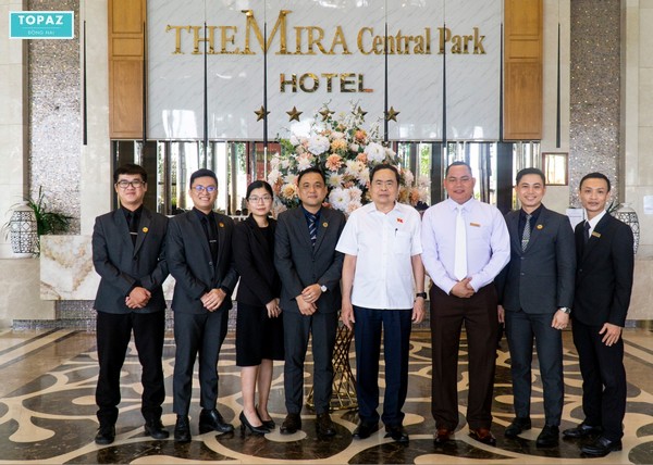 The Mira Central Park Hotel 