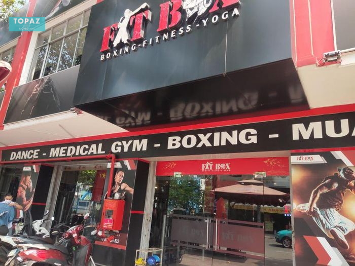 FitBox còn cung cấp đa dạng các bộ môn như Boxing, Muay Thái, Yoga, Zumba, Dance..