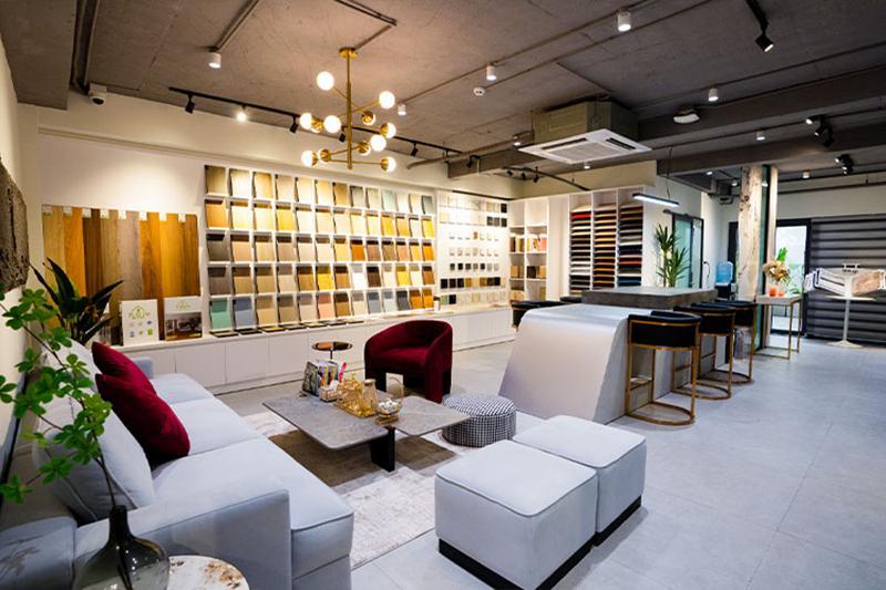 Đơn vị thi công thiết kế nội thất uy tín cần có không gian showroom để khách hàng trải nghiệm thực tế sản phẩm